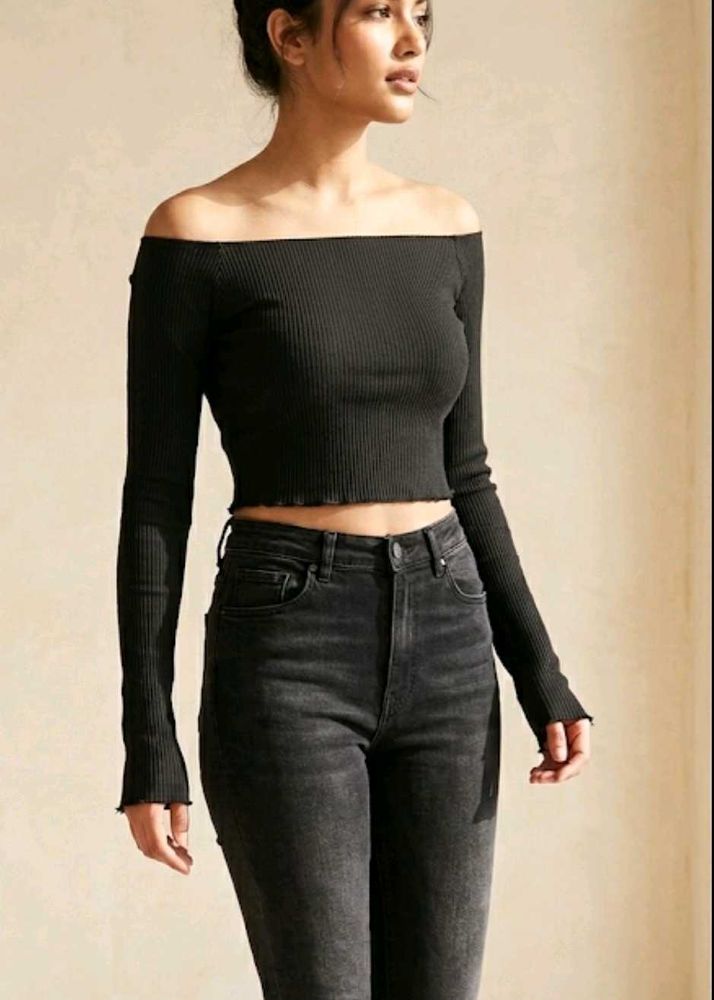 Off-Shoulder Ribbed Crop Top