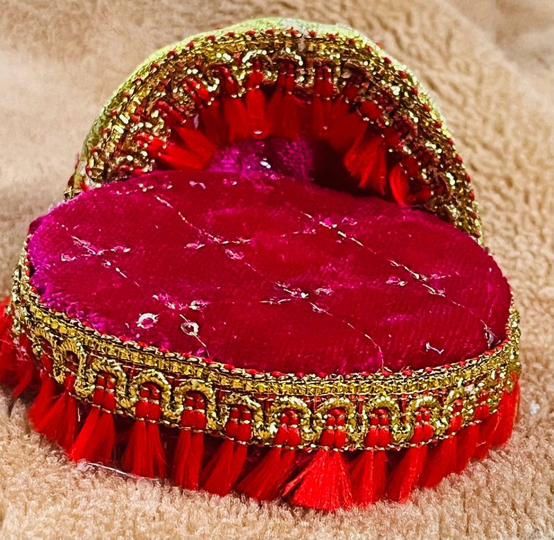 Laddu Gopal Ji Ka Aasn