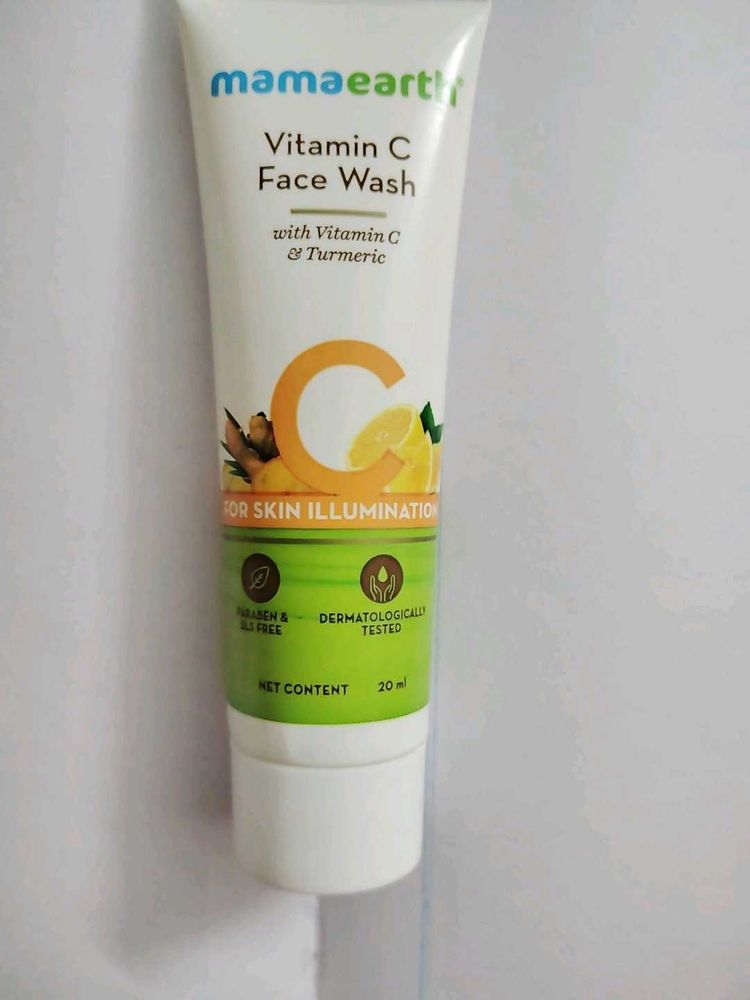 63.Mamaearth Vitamin C Face Wash