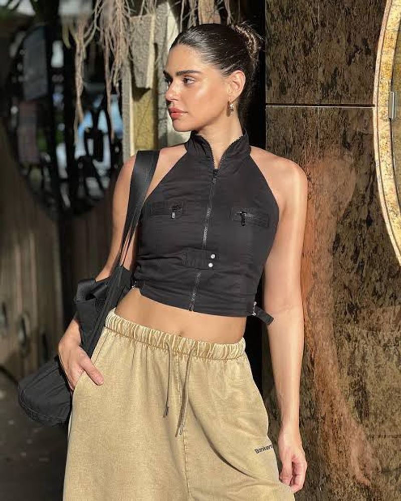 Black Halter Neck Crop Top