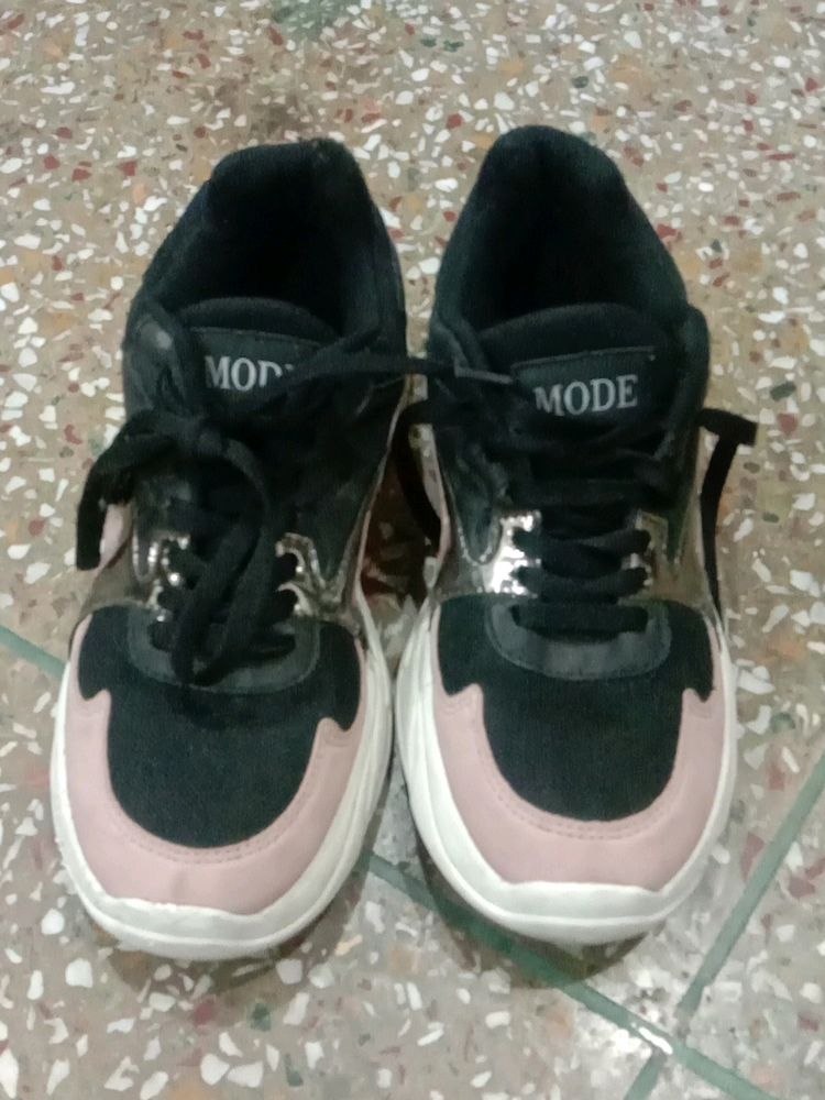 Women Red Tape Sport Shoes Condition New