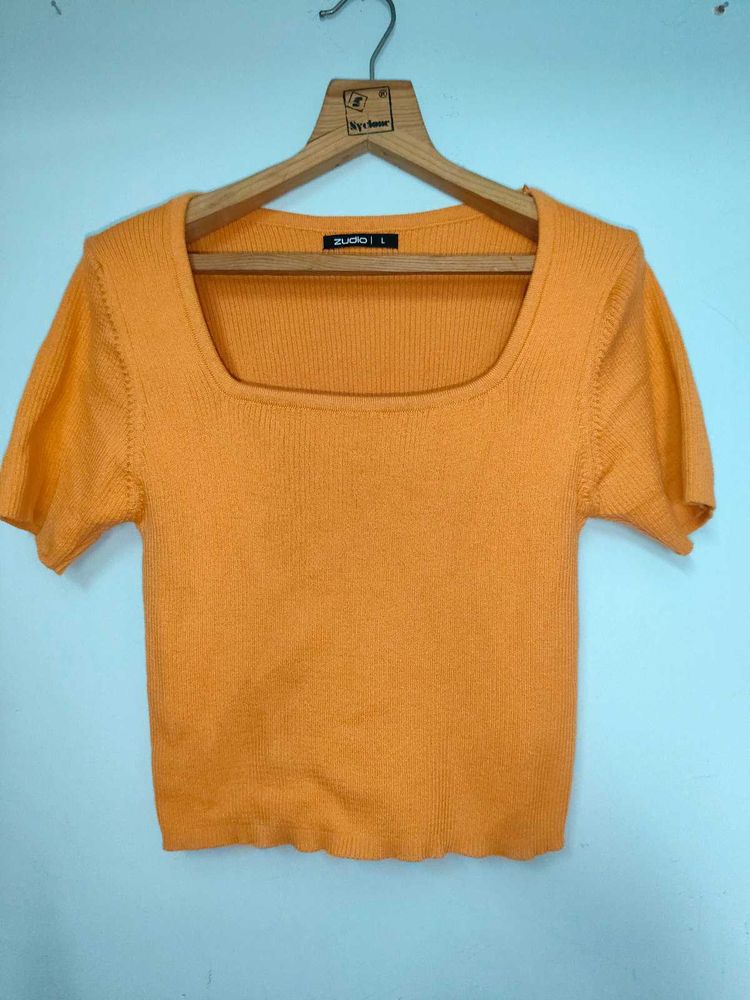 zudio orange crop top