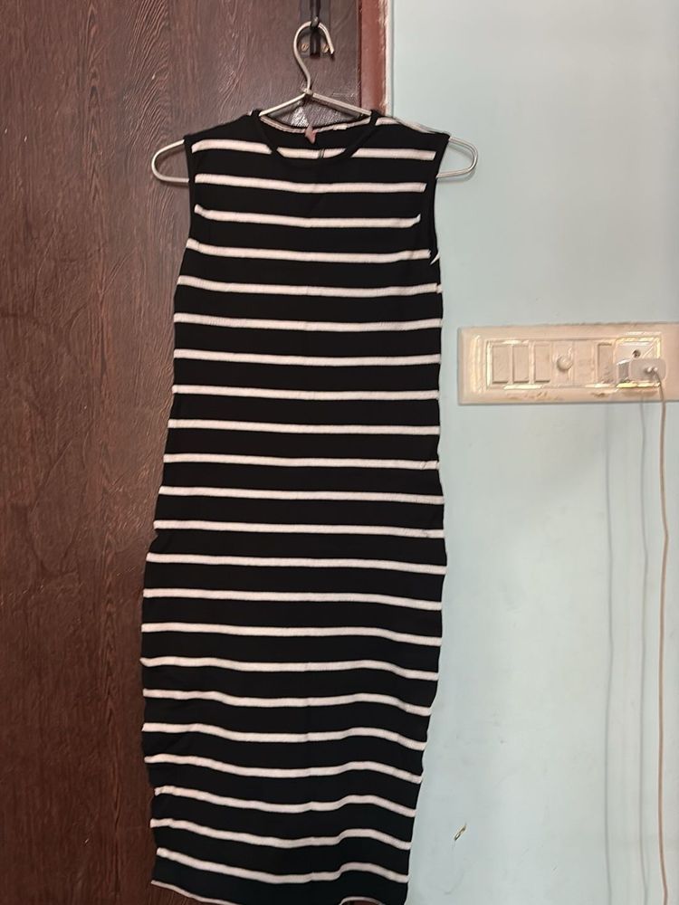 Striped Sleeveless Bodycon Dress