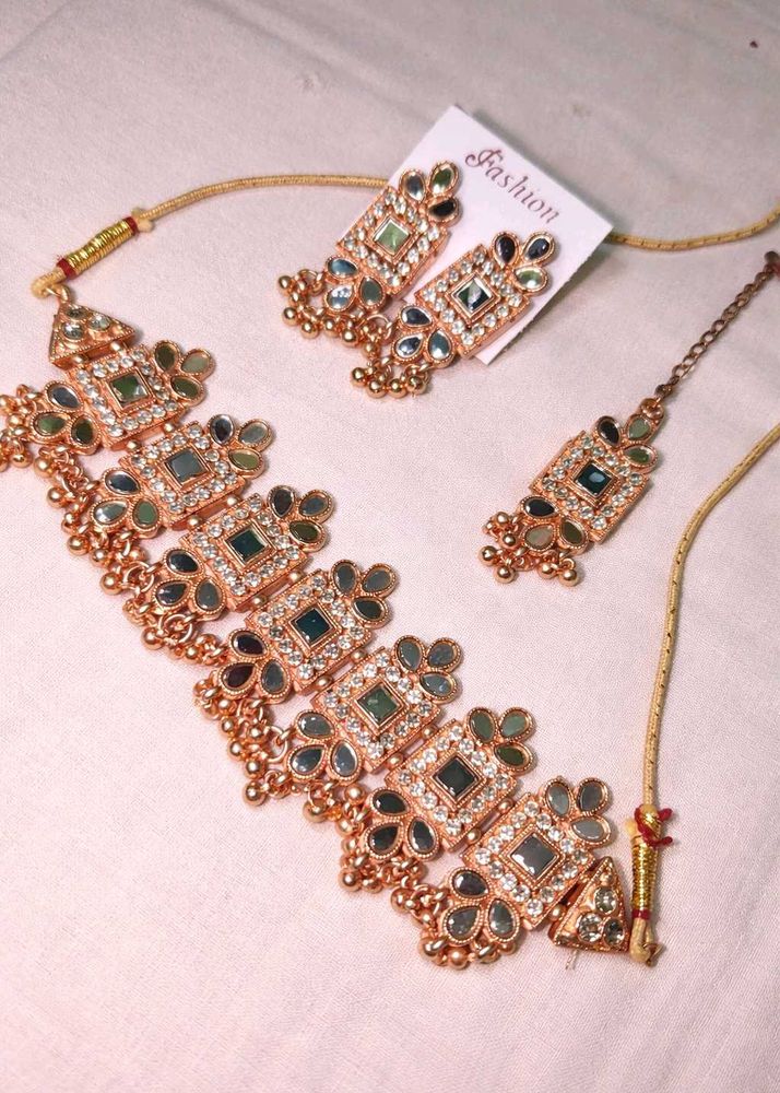 Stunning Ethnic Jewellery Set