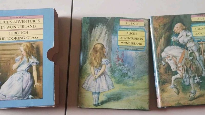 New Alice In Wonderland Box Set