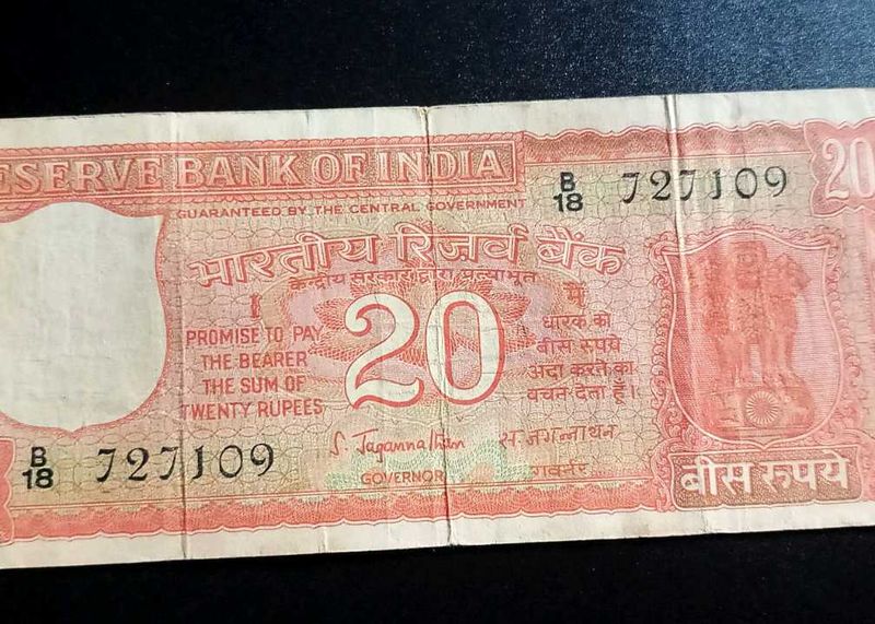 [Free Delivery🎀]Vintage 20 Rupees Indian Banknote