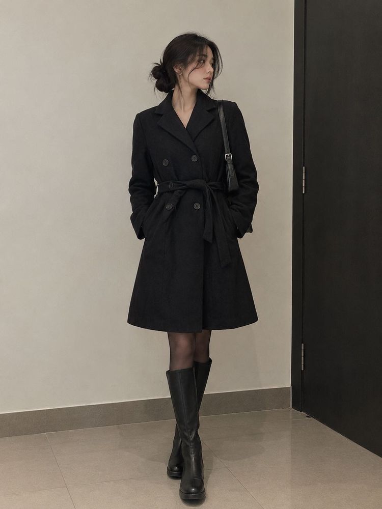 TRENDING Chic Black Double-Breasted Coat