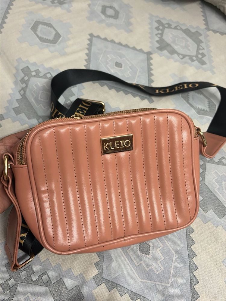 Kleio Crossbody Bag - Stylish &amp; Chic