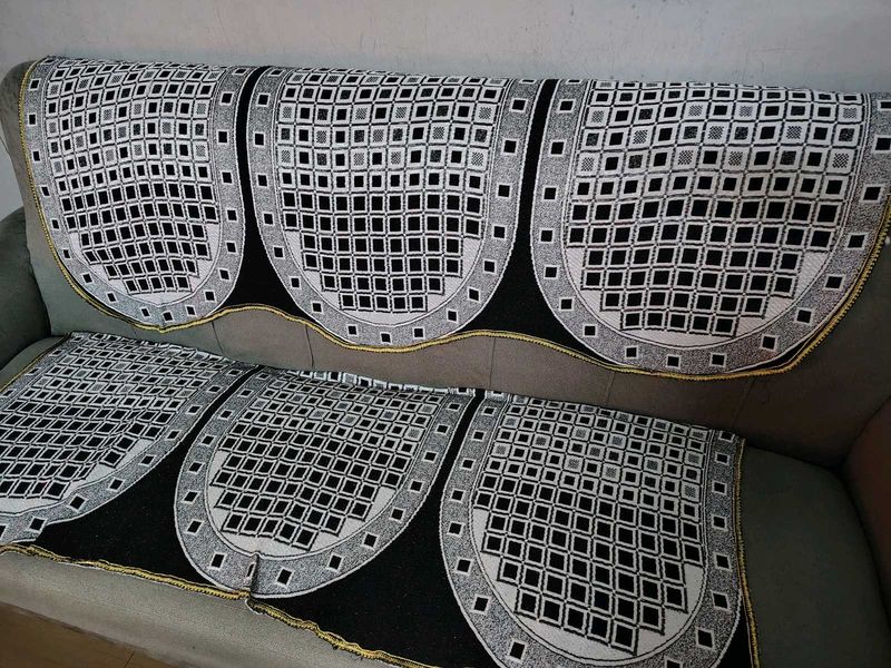 Stylish Sofa Cover Set