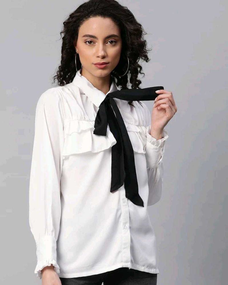Chic White Ruffled Blouse with Black Bow 🤍