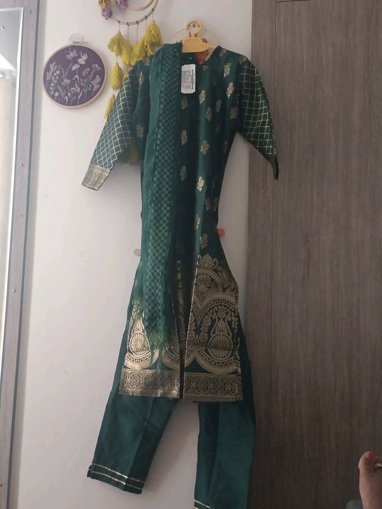 New Suit Set