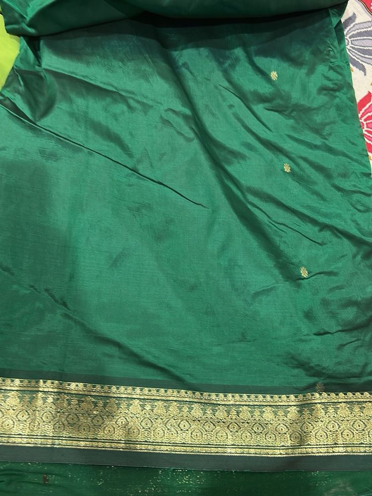 Elegant Emerald Green Silk Saree