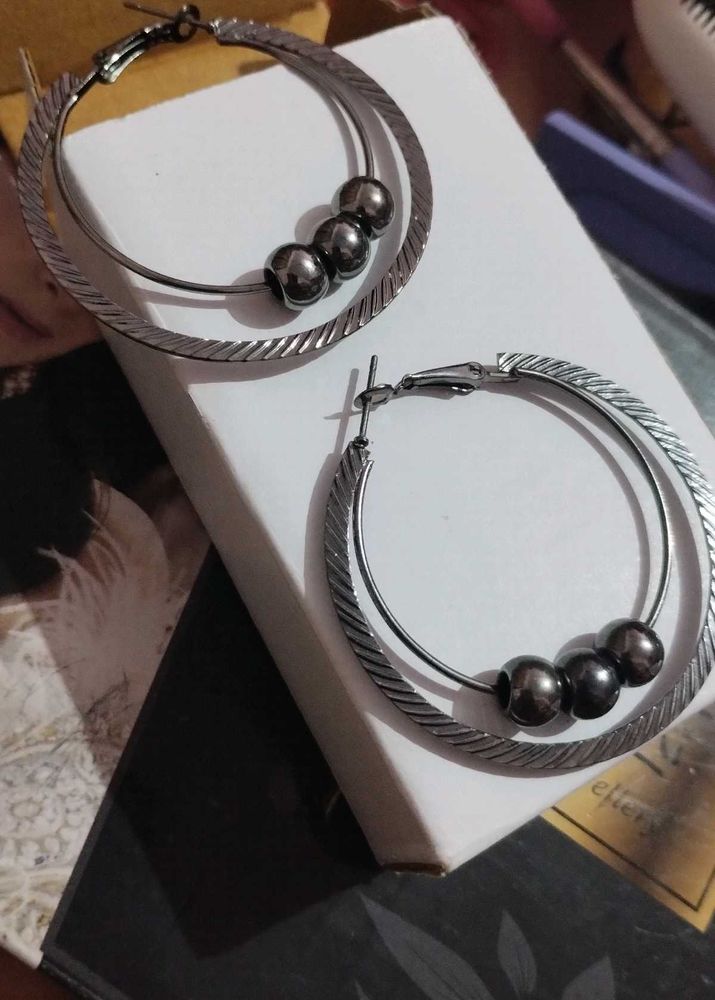 Chic Hoop Earrings