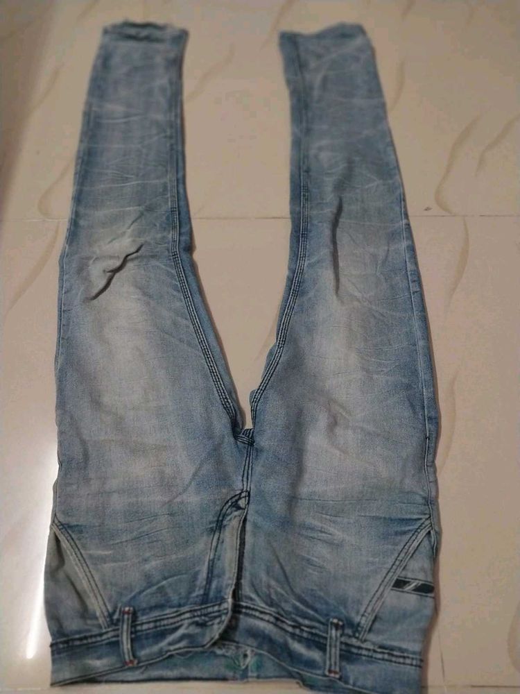 Light Wash Denim Jeans