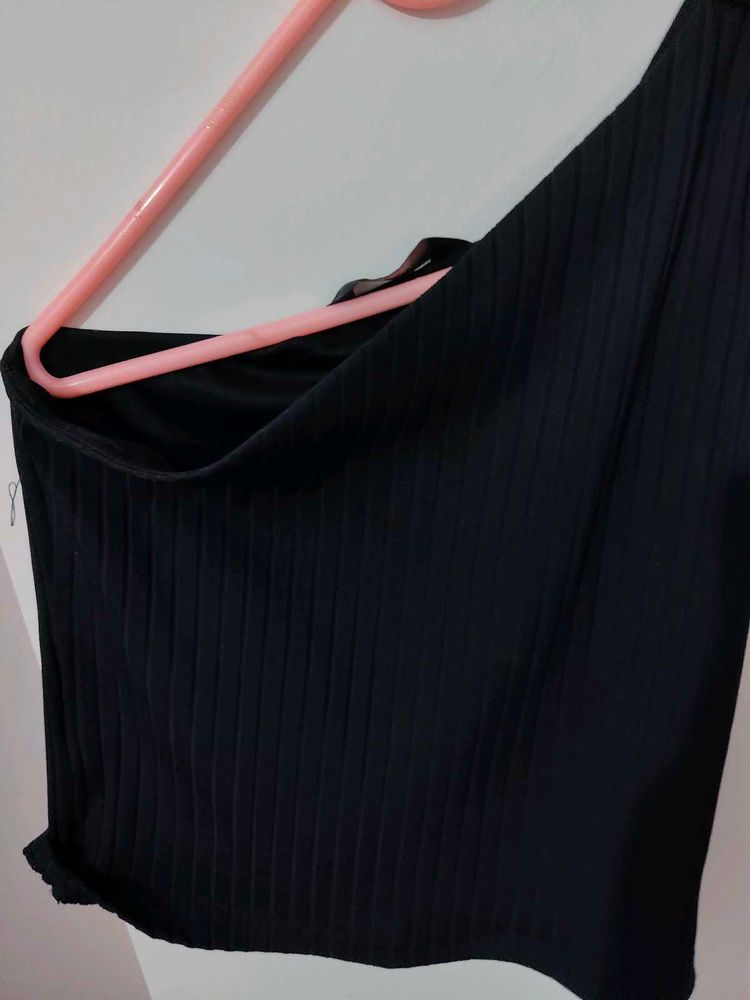 half shoulder top