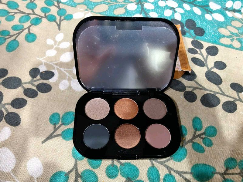 Eyeshadow Palette