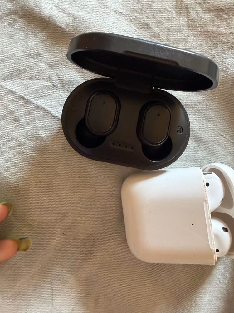 Wireless Earbuds