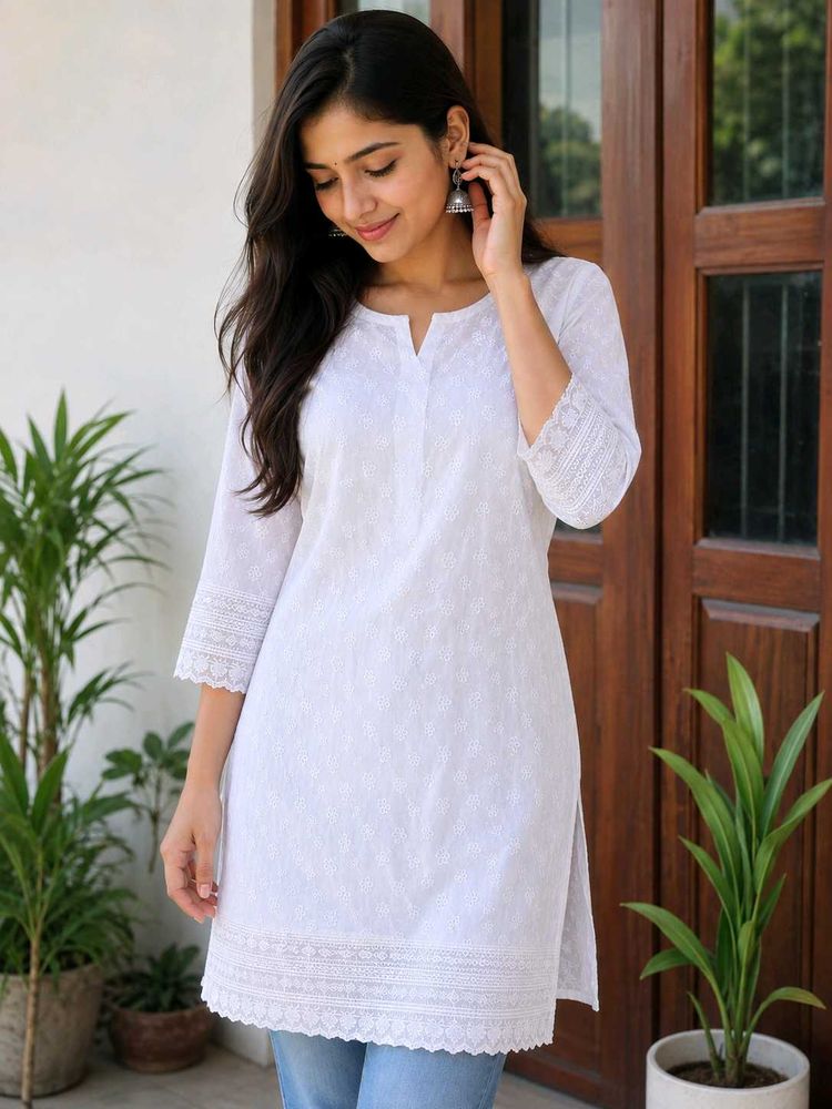 Elegant White Chikankari Kurta