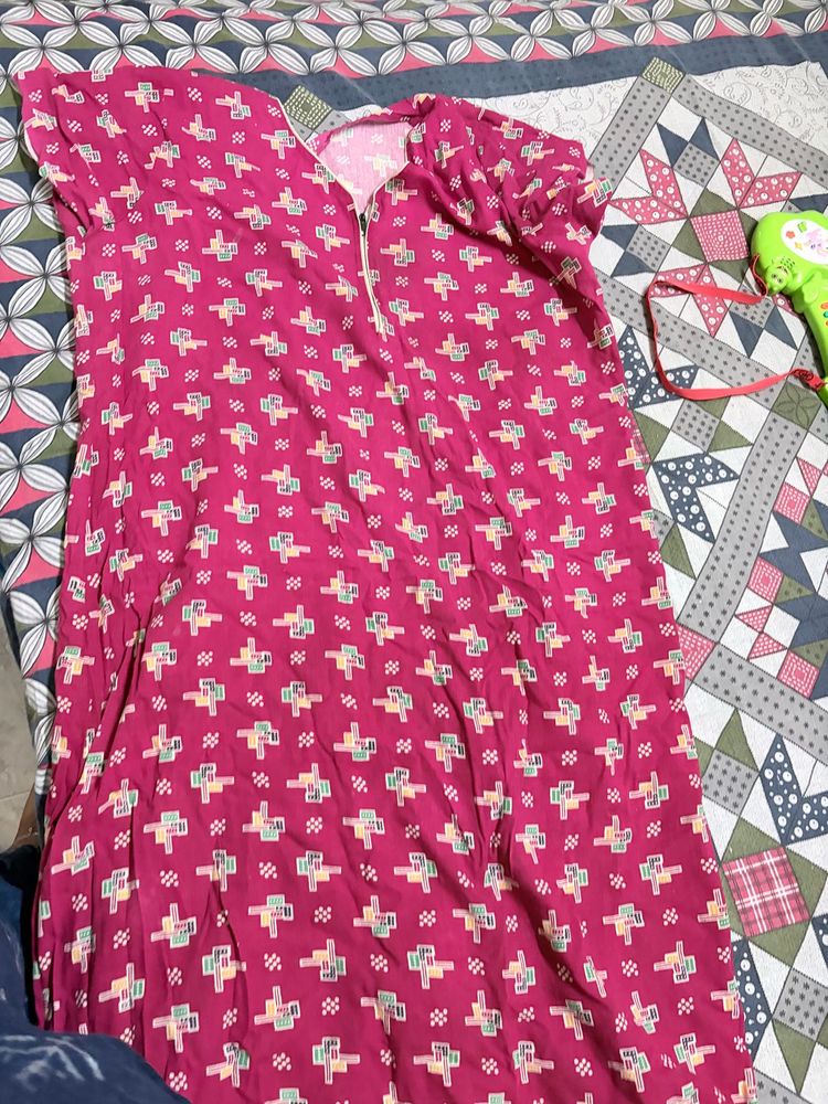 Comfortable Pink Printed Nightgown
