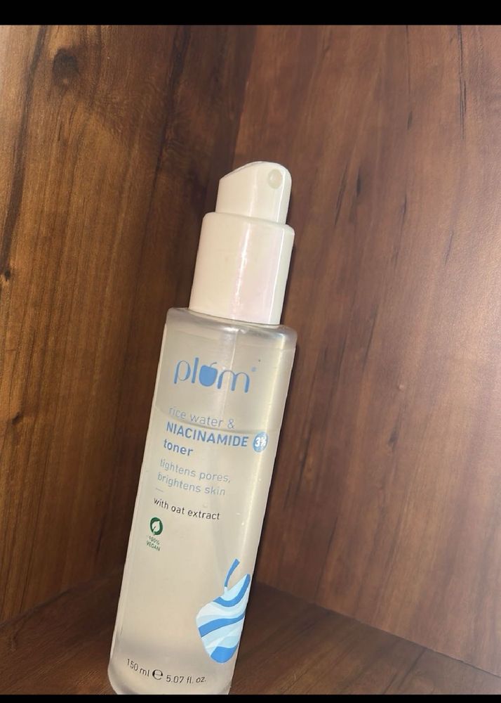 Plum Niacinamide Toner