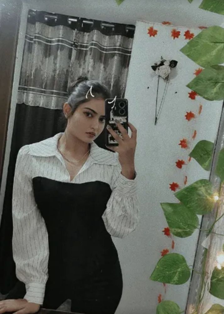 Chic Two-Tone top shirt