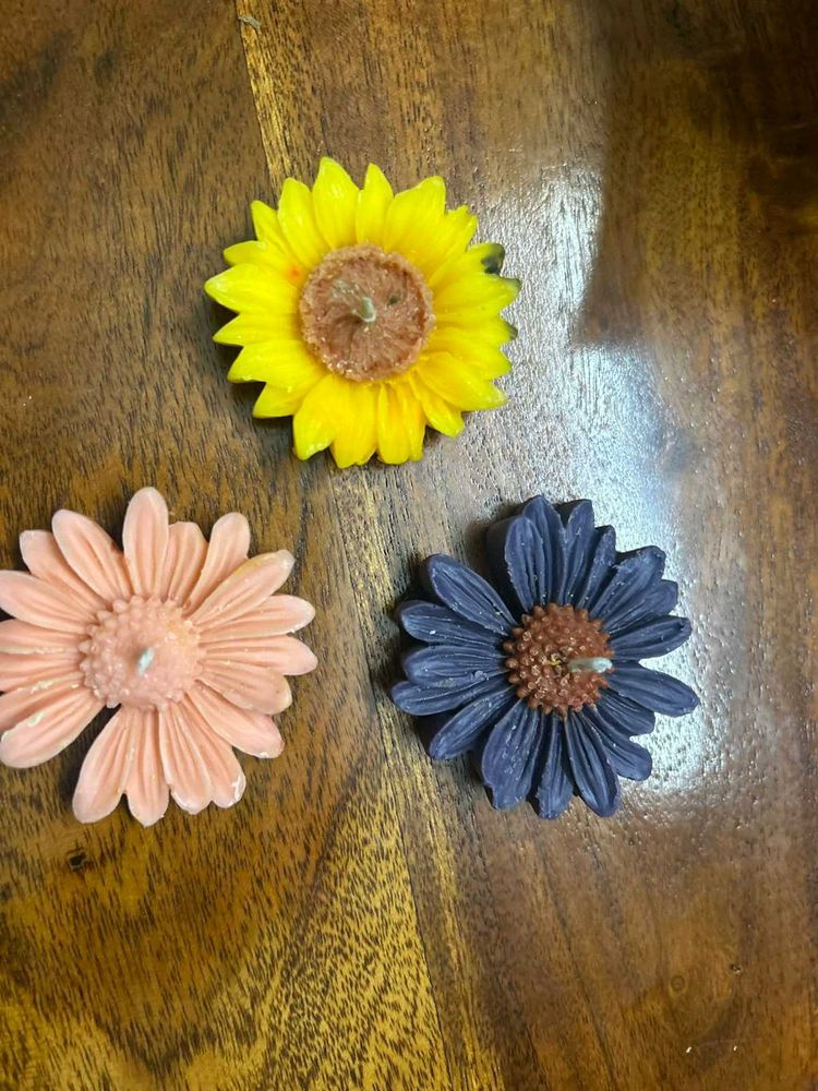 Deasy Flower candles