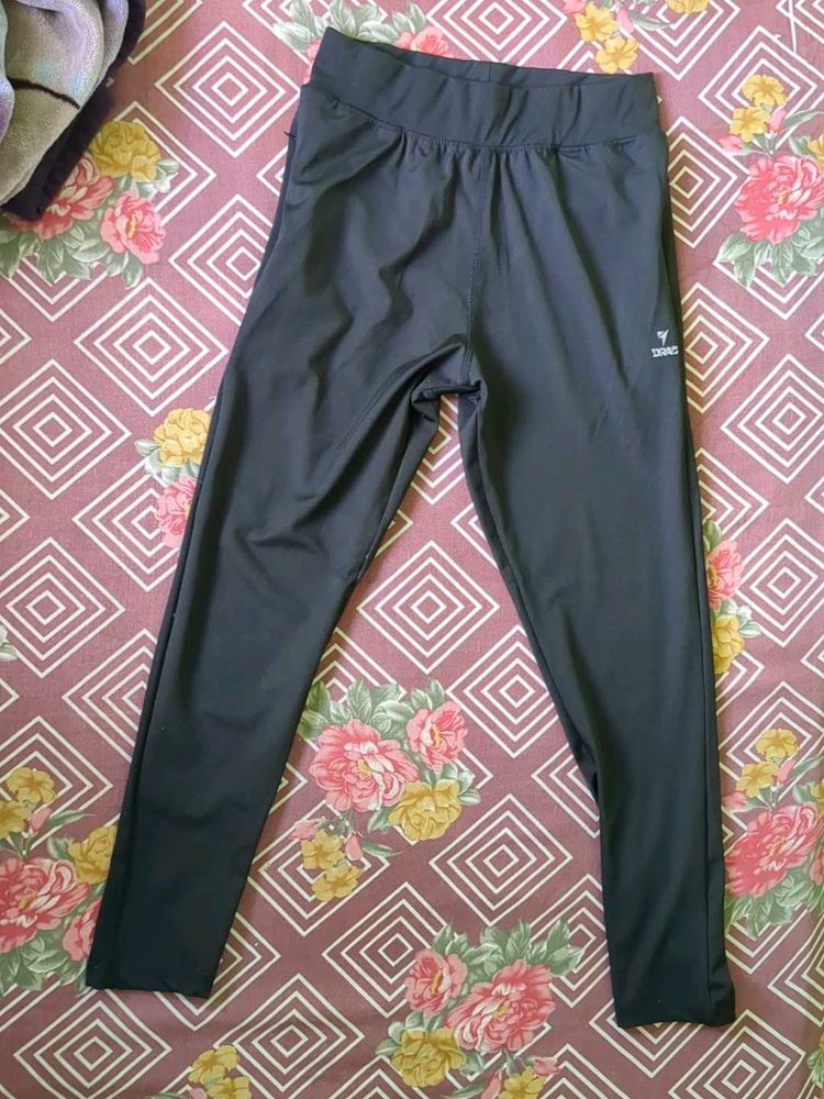 SALE Black Activewear Leggings with pockets