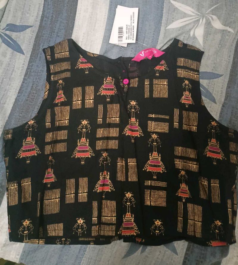 Varanga Black Multicolour Crop Top