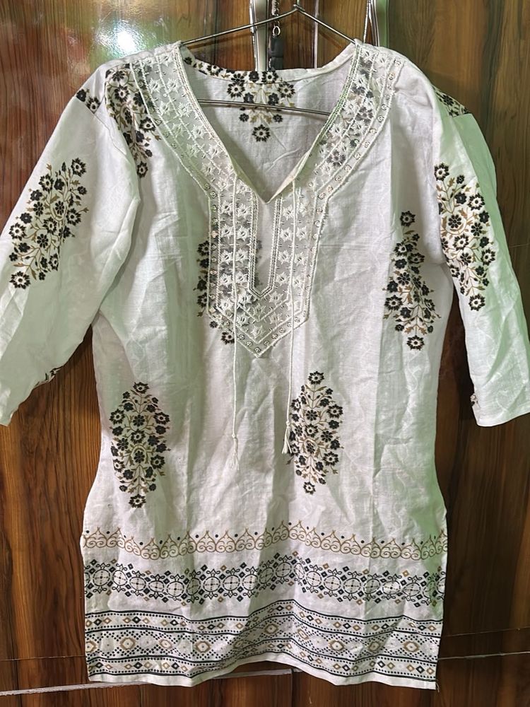 White Kurta with Black &amp; Gold Print
