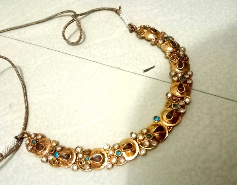 Exquisite Traditional Gold Necklace
