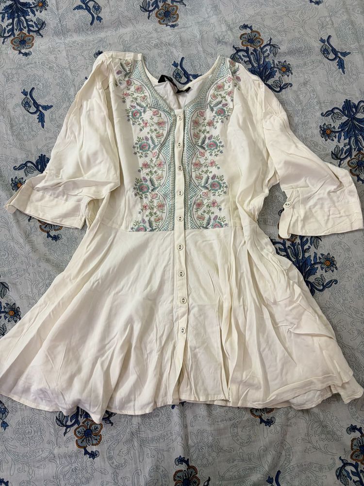 Embroidered Kurta