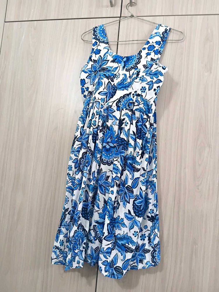 Blue Floral Print Sundress(NEW)