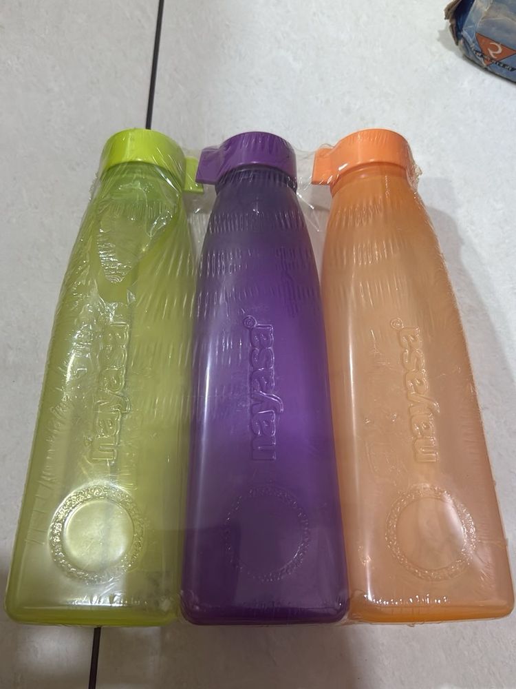 Set of 3 Colorful Water Bottles