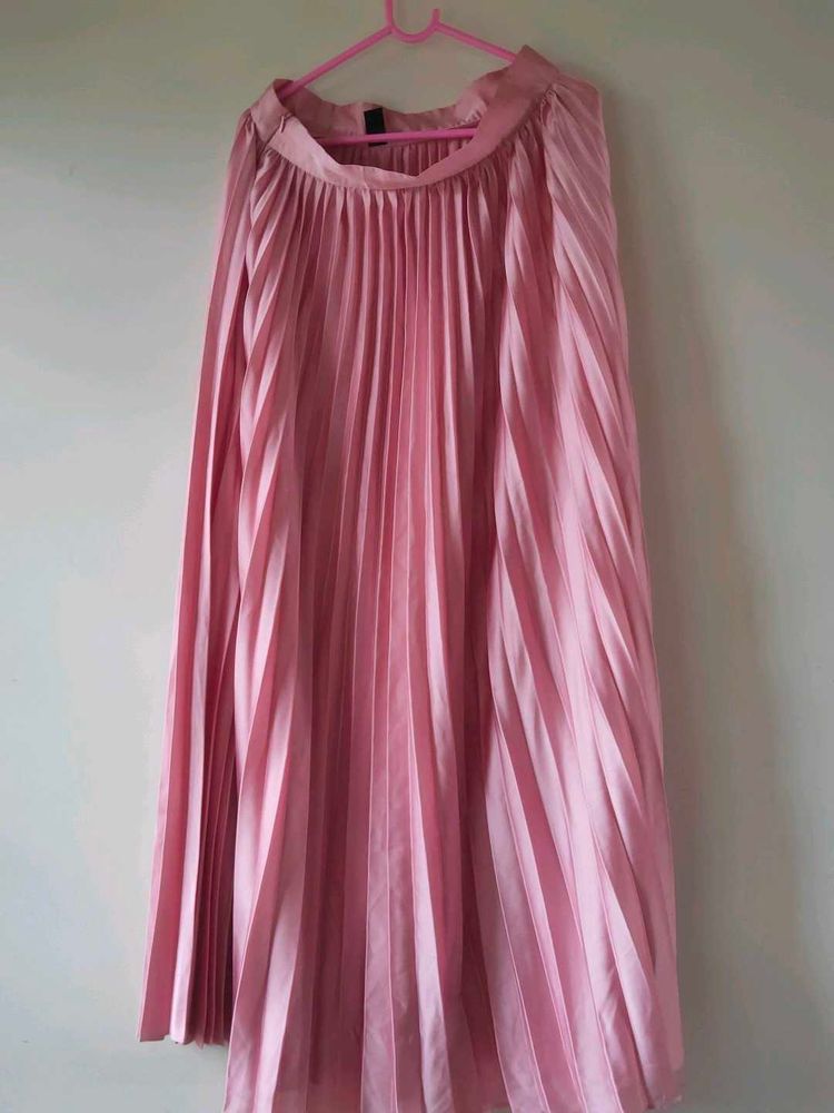Elegant Pink Pleated Midi Skirt