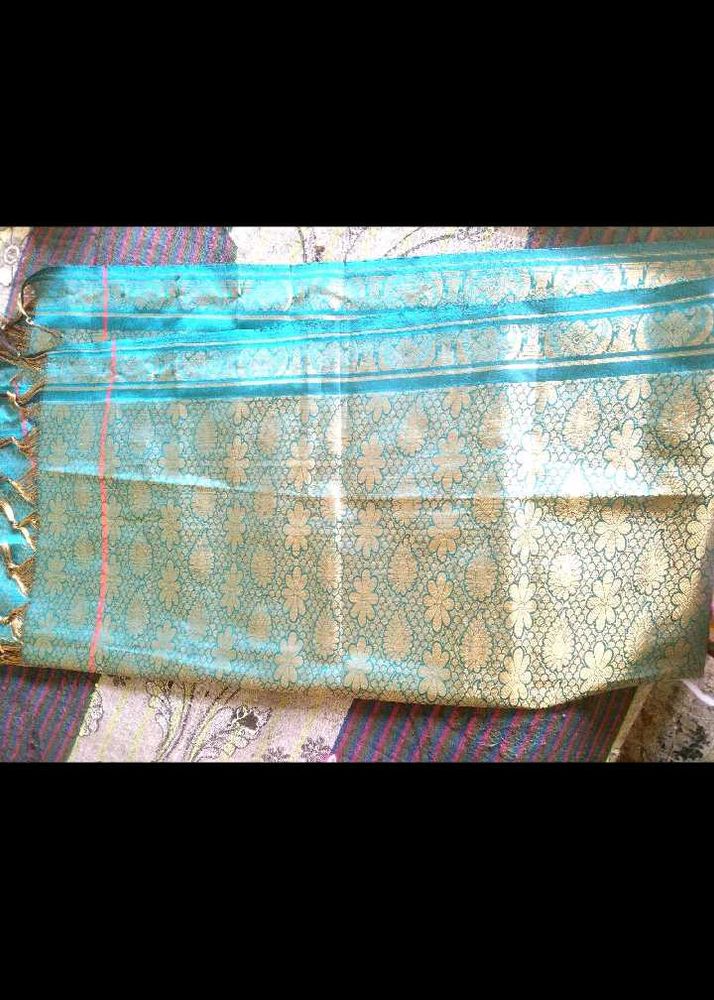 Beautiful Teal &amp; Gold Banarasi Dupatta