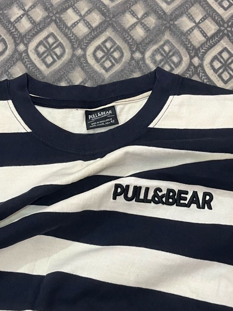 Pull &amp; Bear Striped T-Shirt