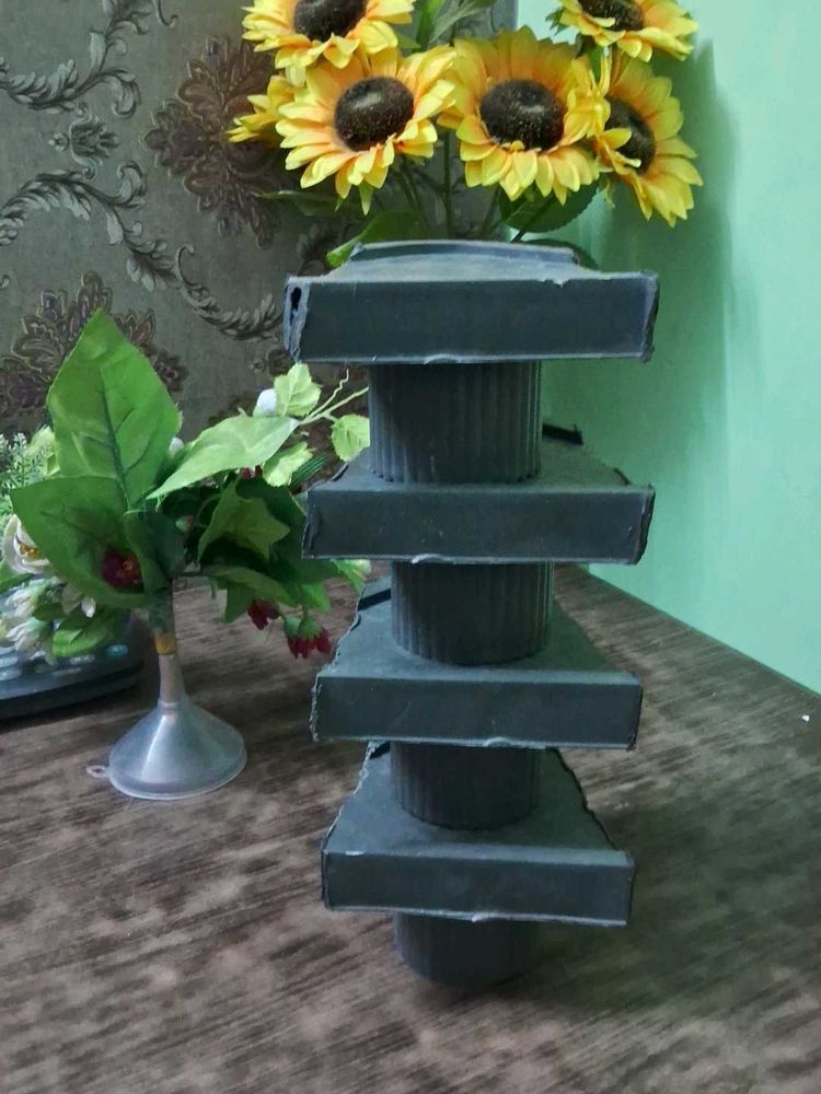 Unique Tiered Black Vase of 4
