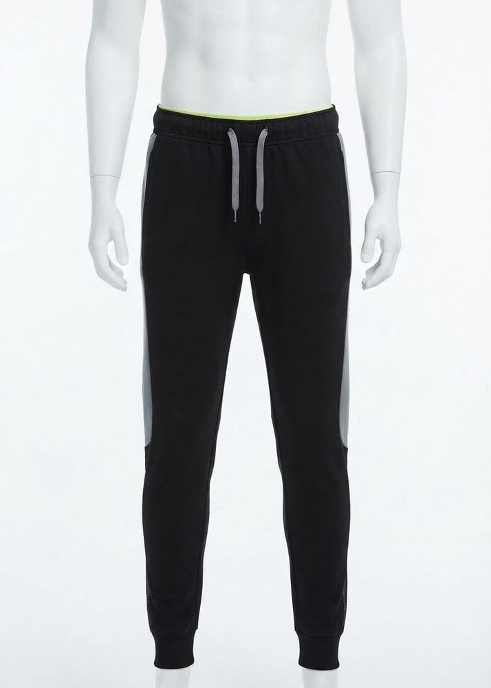 Nike Men's Black Joggers with Grey Accents