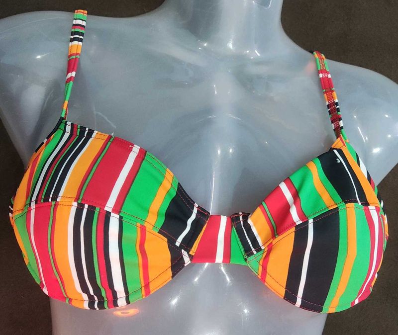 Striped Bra 🖤