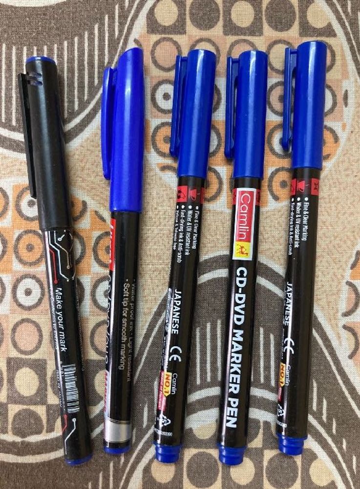 Lot of 5 Marker Pens