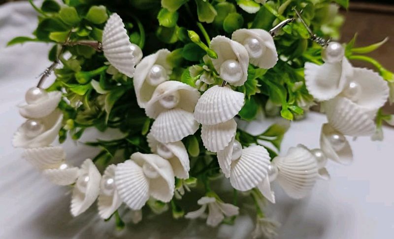 White Shell With Pearl Earrings