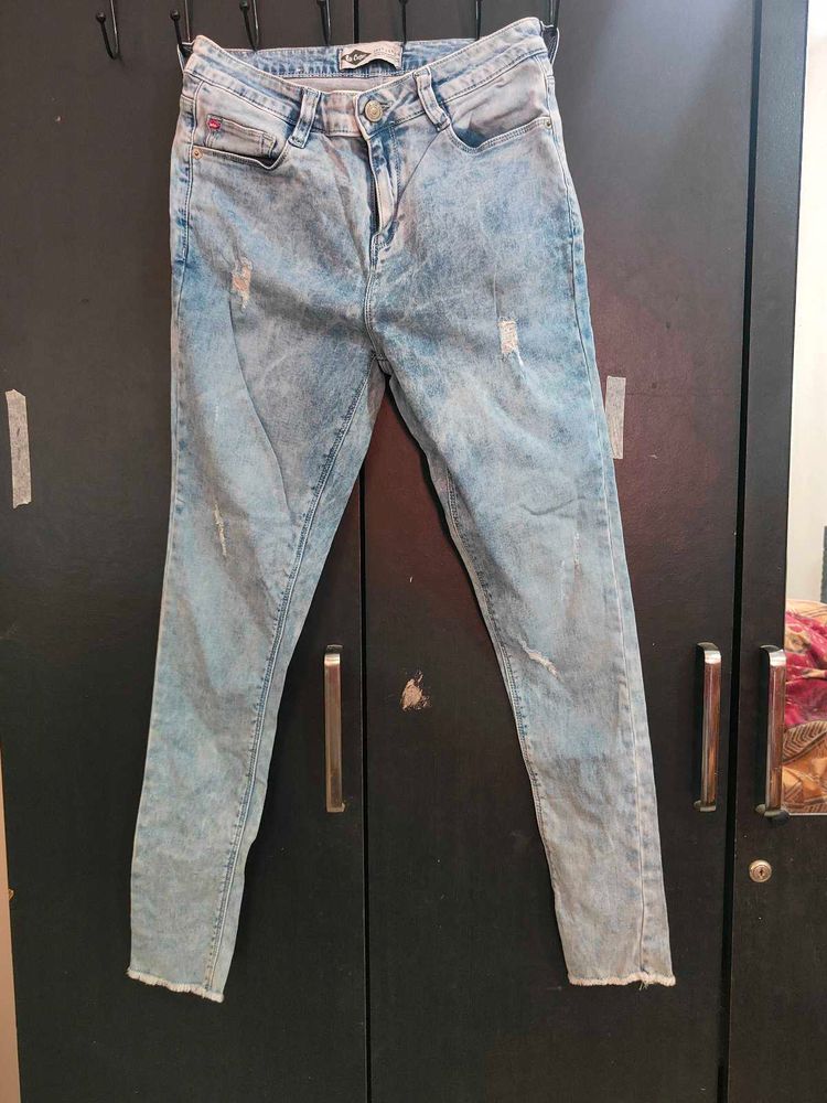 Washed Ripped Jeans