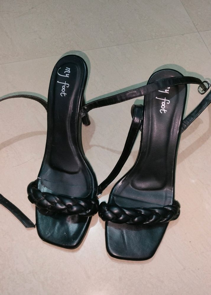 Black Colour Pencil Heel