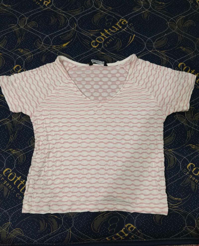 Textured Pink and White V-Neck Top