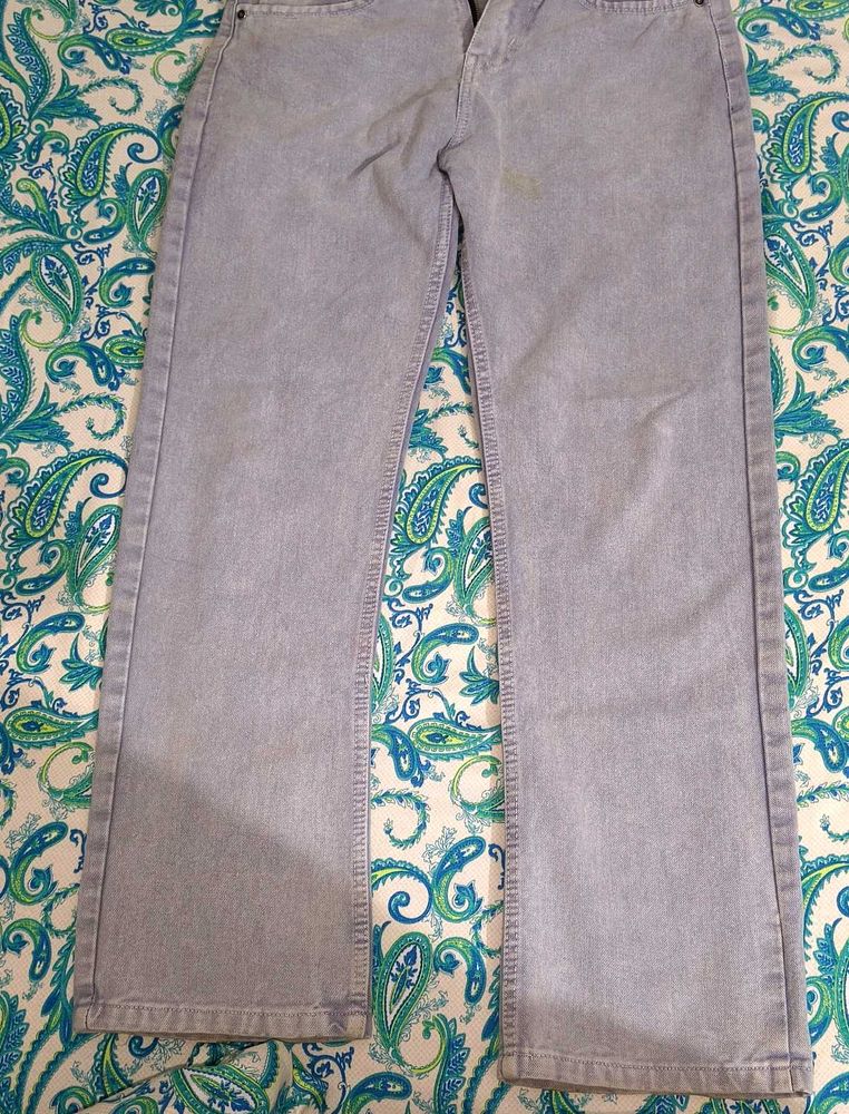 H&amp;M Light Wash Denim Jeans