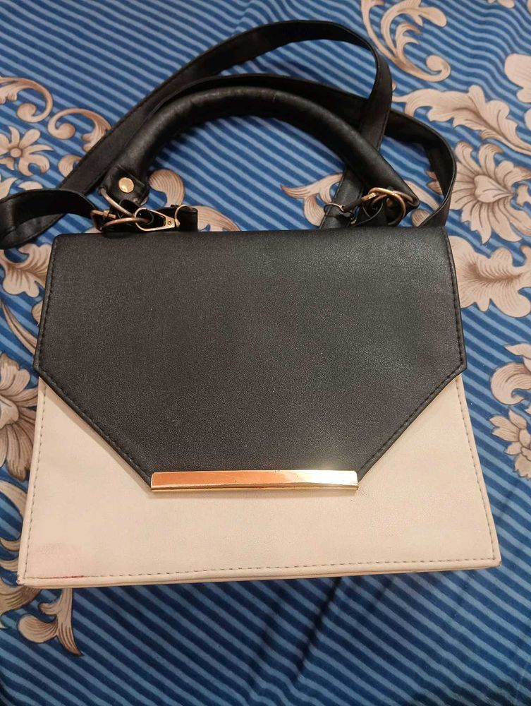 Chic Two-Tone Handbag