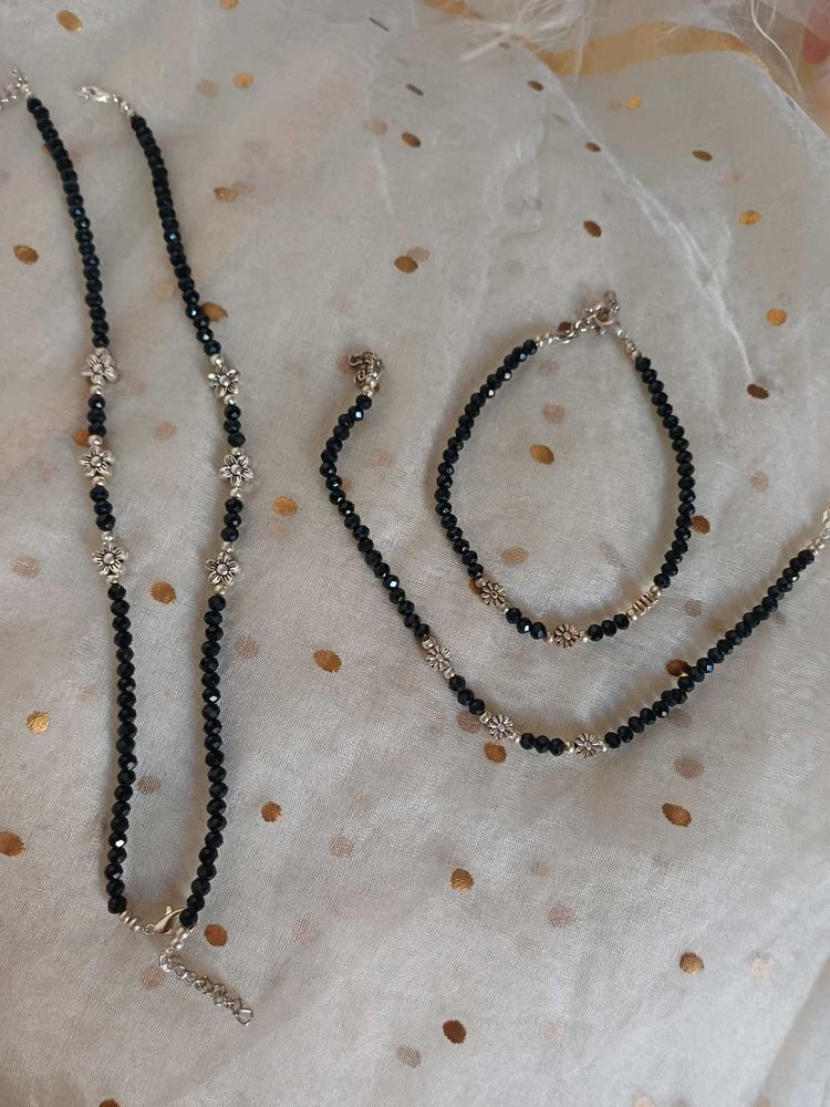 Elegant Black Beaded anklets pair of 2 set