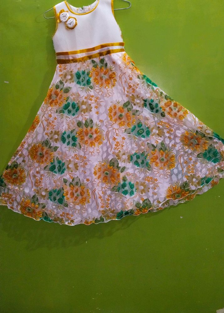 Orange 🧡 White 🤍 Green 💚 And Yellow 💛 Frock