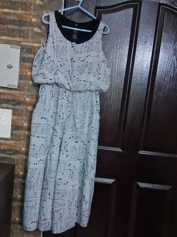 Stylish Printed Sleeveless Jumpsuit