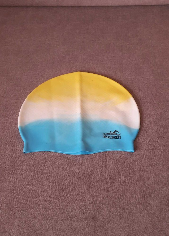 Unused MAXX SPORTS Swim Cap